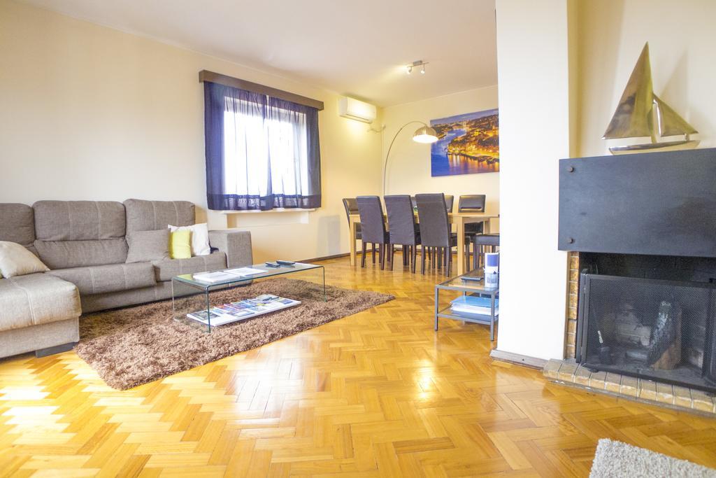 Lv Premier Apartments Clerigos- Re1 포르투 외부 사진