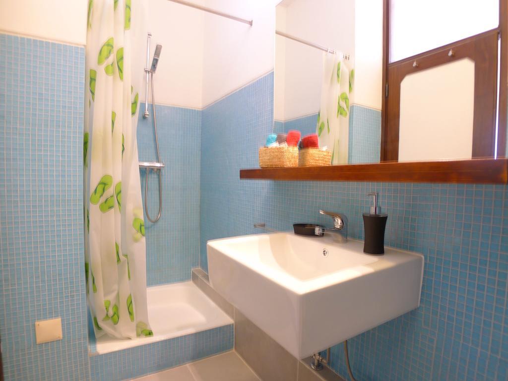 Lv Premier Apartments Clerigos- Re1 포르투 객실 사진