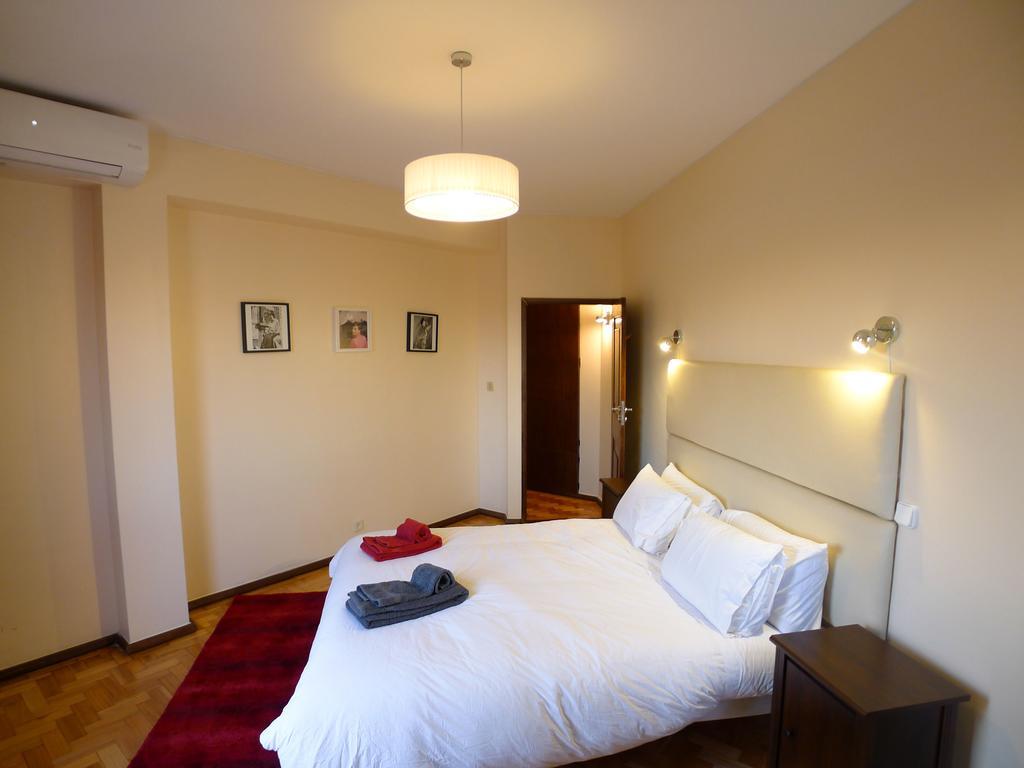 Lv Premier Apartments Clerigos- Re1 포르투 외부 사진