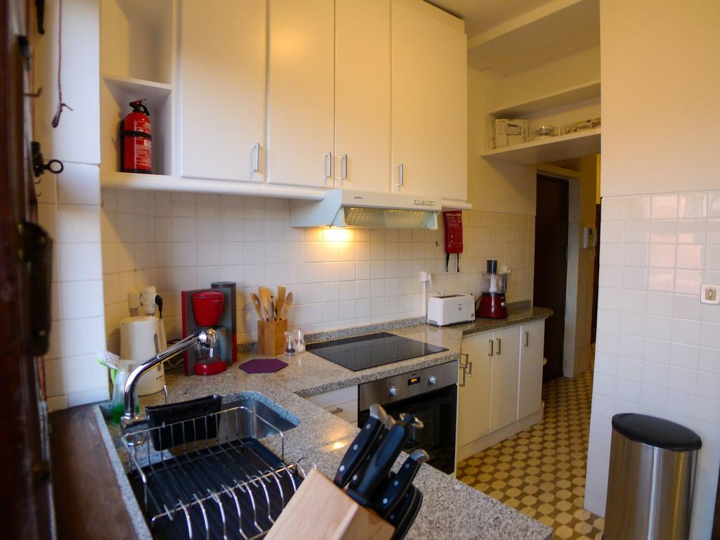 Lv Premier Apartments Clerigos- Re1 포르투 객실 사진