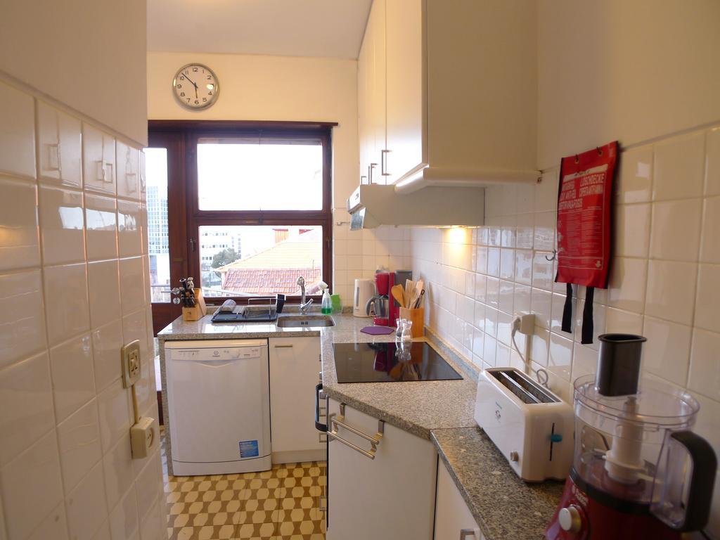 Lv Premier Apartments Clerigos- Re1 포르투 객실 사진
