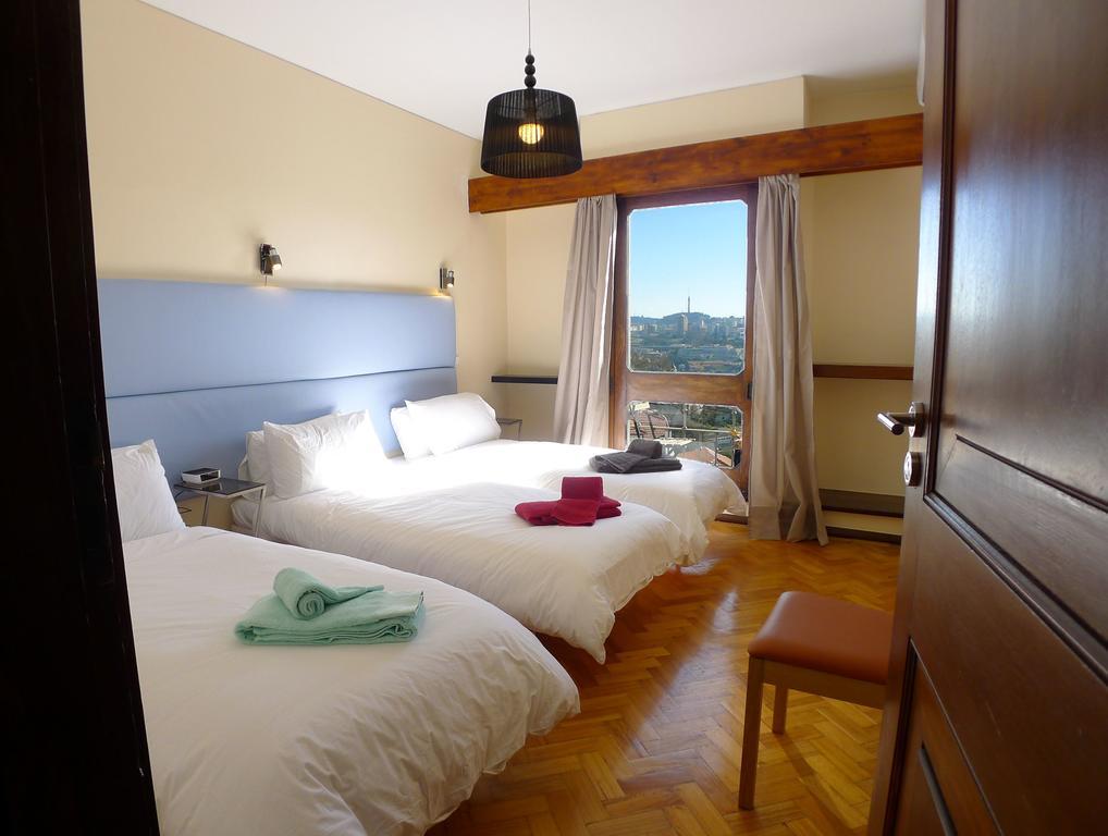 Lv Premier Apartments Clerigos- Re1 포르투 객실 사진